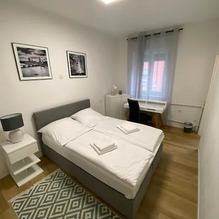 Swan Guest house *